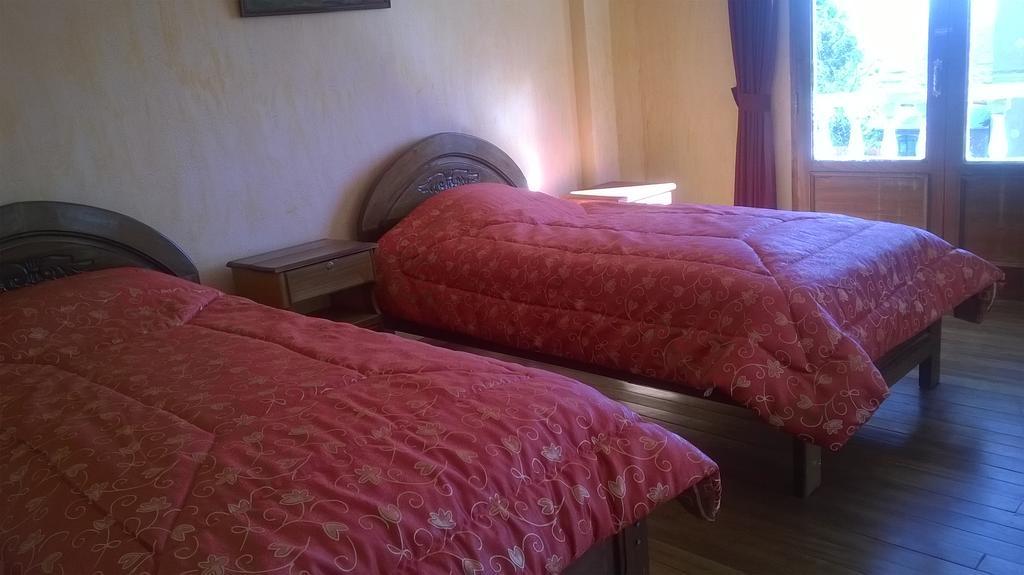 Hostal Real Los Andes Del Lago 코파카바나 외부 사진