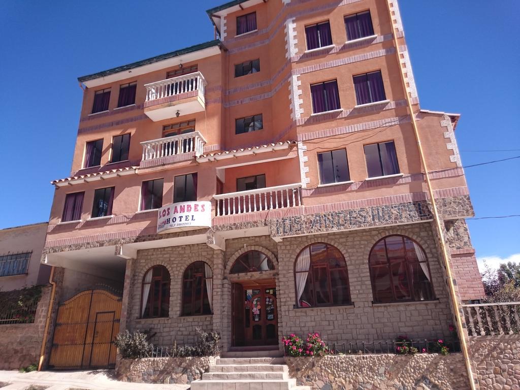Hostal Real Los Andes Del Lago 코파카바나 외부 사진