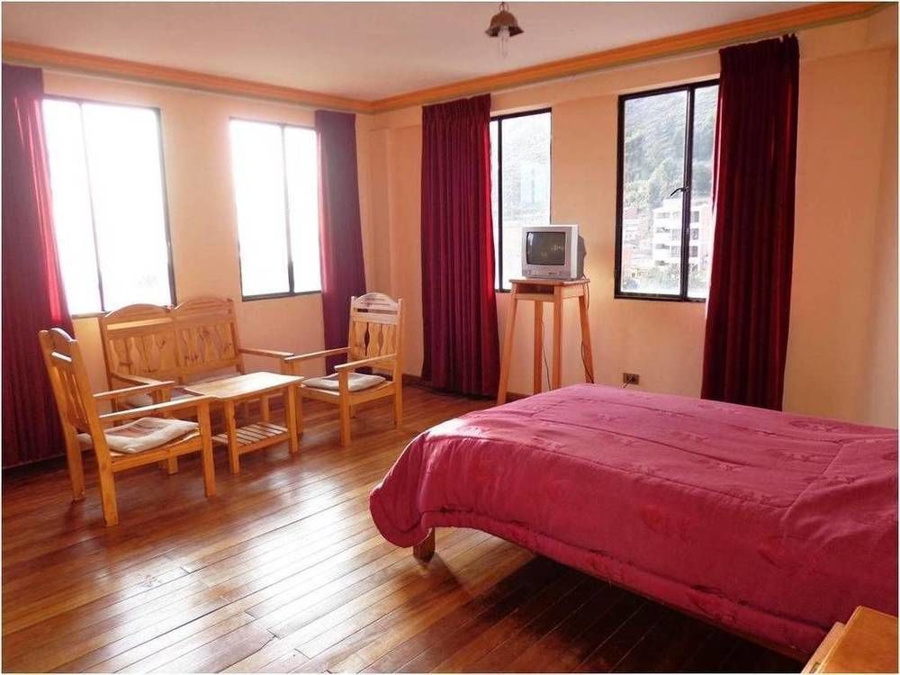 Hostal Real Los Andes Del Lago 코파카바나 외부 사진