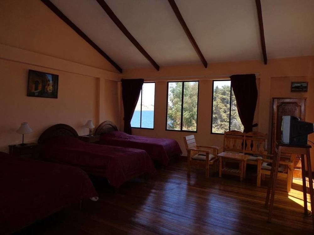 Hostal Real Los Andes Del Lago 코파카바나 외부 사진