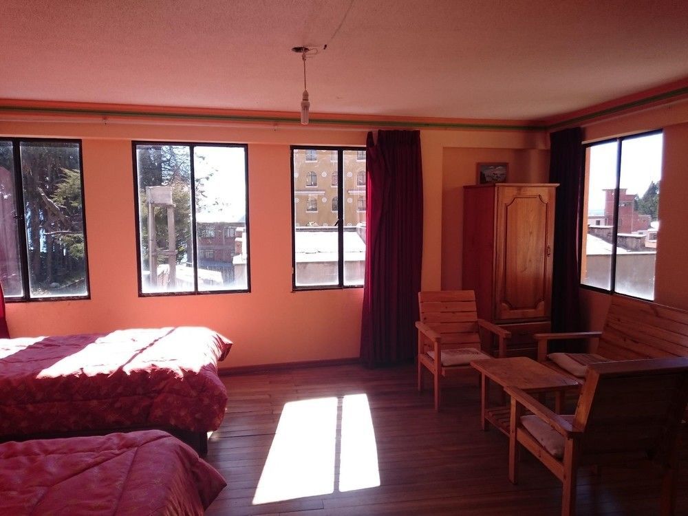 Hostal Real Los Andes Del Lago 코파카바나 외부 사진